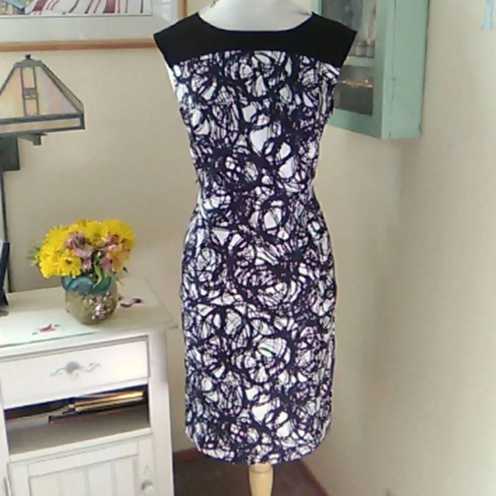 Kaspar Black and White Sheath Dress